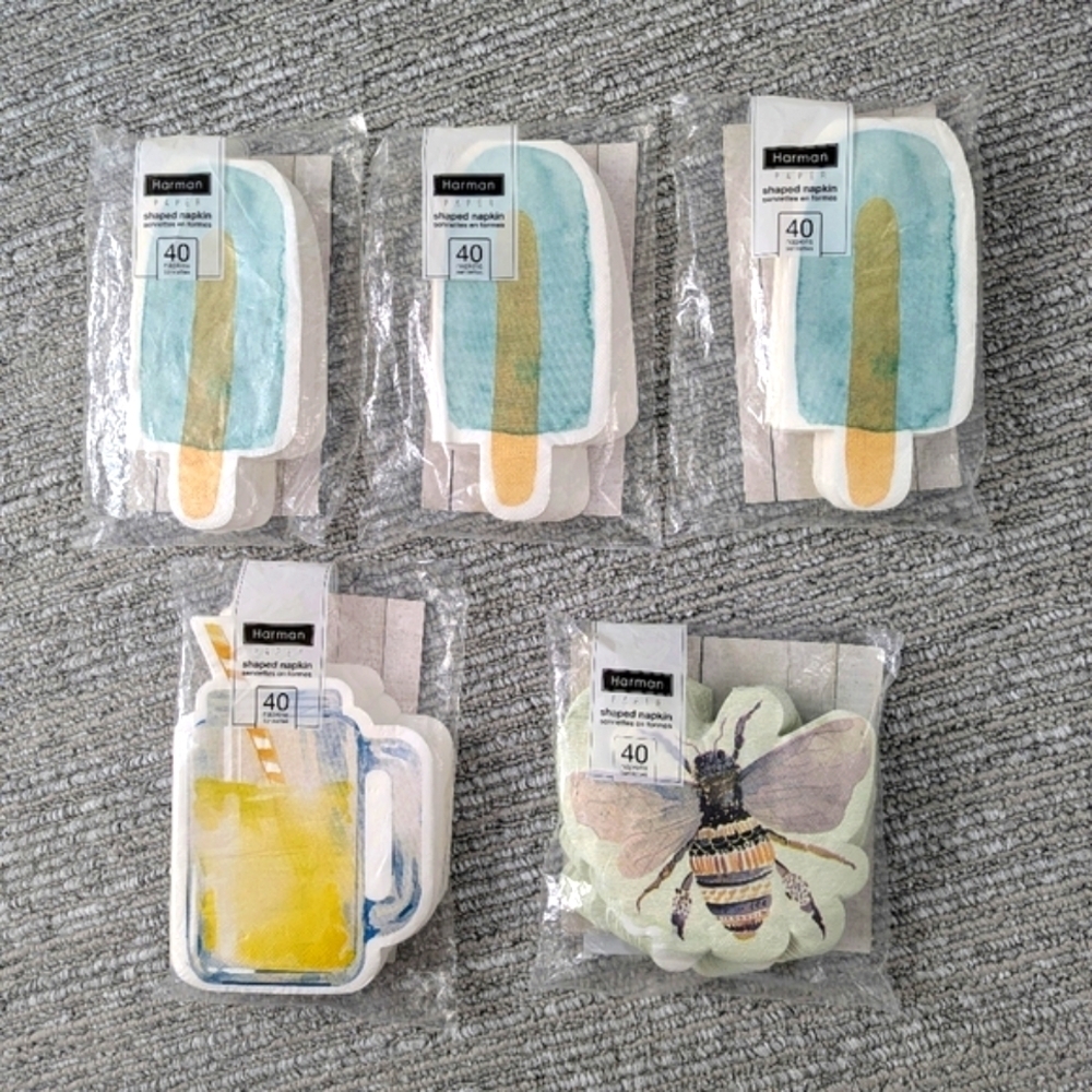 New In Packages - Fun Shaped 3 Ply Napkins - 40 Napkins/Package